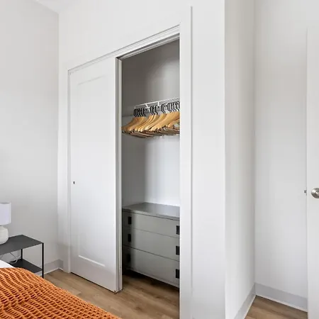 Savin Hill 2br W Wd Nr Red Line Shops Bos-623