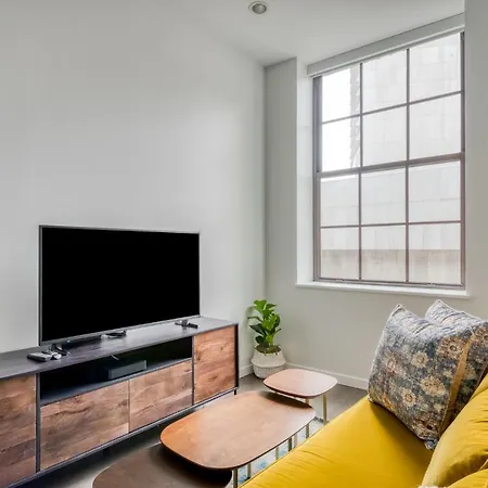 Apartment Lovely Studio In Near Metro Pet-friendly
