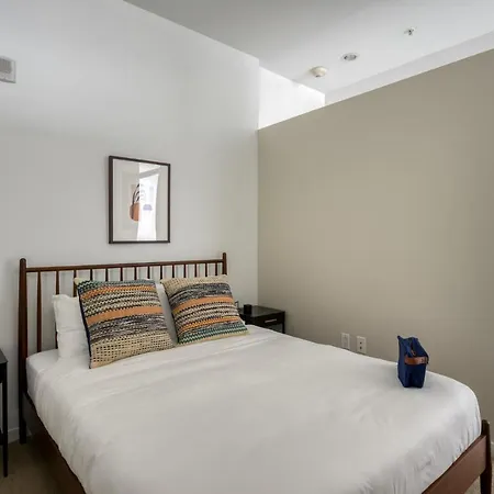 Apartment Lovely Studio In Near Metro Pet-friendly Boston