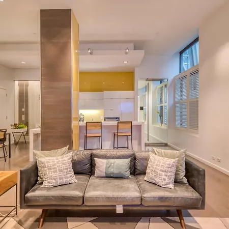Lovely Studio In Near Metro Pet-friendly Apartment