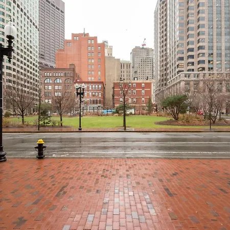 Lovely Studio In Near Metro Pet-friendly Boston