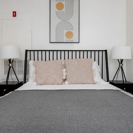 South W Wd Nr Red Line Bos-888 Apartment *