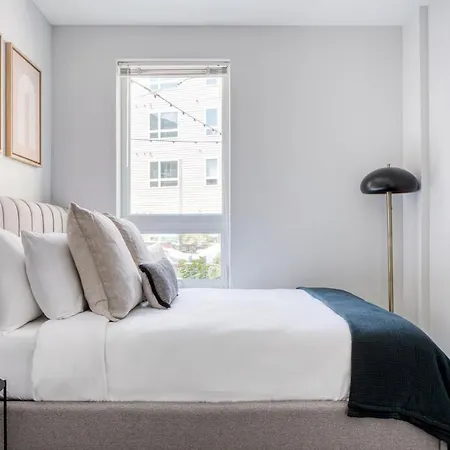 Apartment Brighton 1br W Wd Gym Nr T Shops Dining Bos-435 *