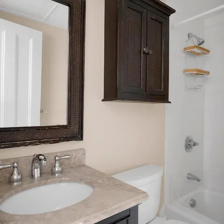 Back Bay 1br Steps From Restaurants Shopping Bos-556 Boston