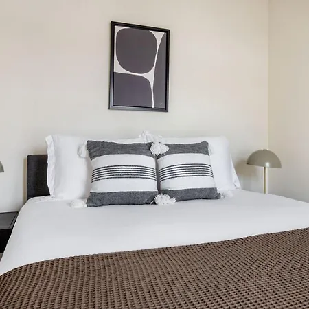 Apartment Fenway 2br W Gym Wd Nr Restaurants Shops Bos-874 *