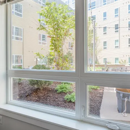 Brighton 1br W Wd Gym Nr T Shops Dining Bos-435 Apartment