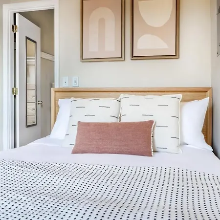Back Bay 1br W Wd Nr Newbury St Bos-813 Apartment *