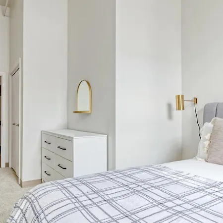 Kendall Sq 2br W Gym Nr Mit Mass General Bos-565 Apartment