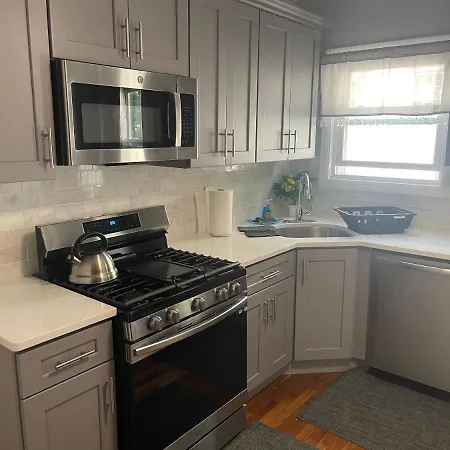 Luxury 2 Bedroom Private * Boston