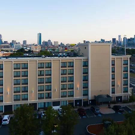 Express By Ihg Hotel Boston
