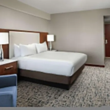 Hilton Logan Airport Hotel 4*