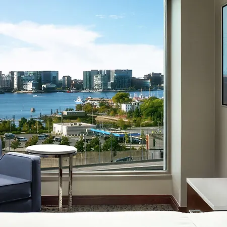 Hilton Logan Airport Boston