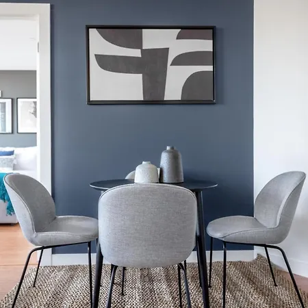 Downtown 1br W Gym Doorman Wd Nr Chinatown Bos-224 Apartment