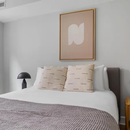 Back Bay 1br W Rooftop Gym Nr Shops Dining Bos-896 *