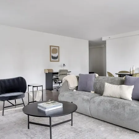 Apartment Back Bay 2br W Gym Nr Prudential Center Bos-299a