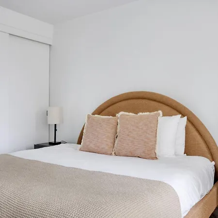Apartment Back Bay 2br W Gym Nr Prudential Center Bos-299a *