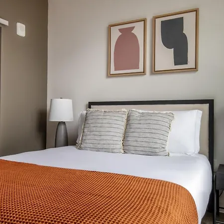 East Cambridge 1br W Gym Wd Nr Lechmere T Bos-806 Boston