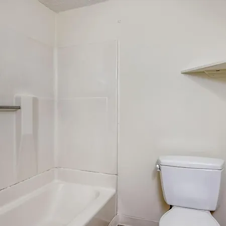 South 1br W Building Wd Nr Seaport Bos-913 * Boston