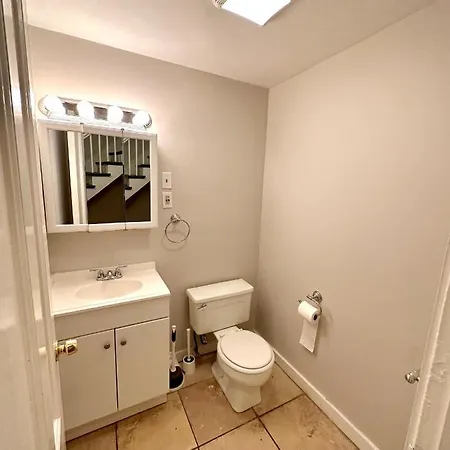 Apartment Unique Townhouse In