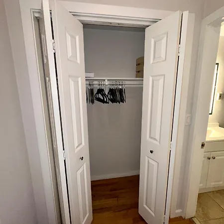Unique Townhouse In Boston
