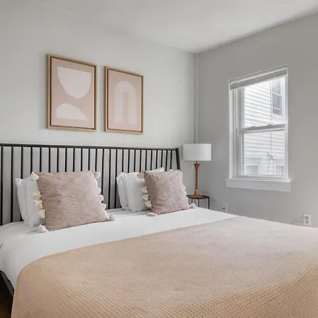 South 2br W Building Wd Nr Seaport Bos-912 Apartment