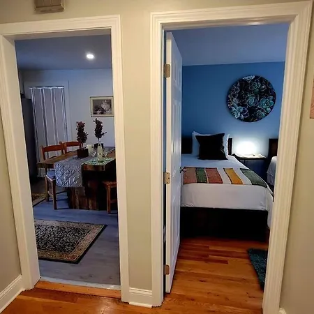 Unique & Peaceful Home, Ideal For 2026 World Cup Visitor, Free Parking Apartment *