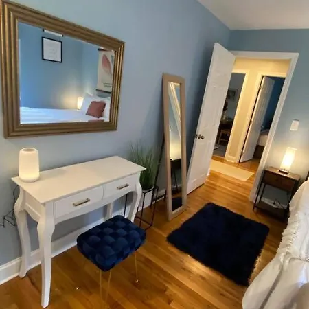 Unique & Peaceful Home, Ideal For 2026 World Cup Visitor, Free Parking Boston