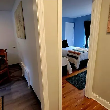 Unique & Peaceful Home, Ideal For 2026 World Cup Visitor, Free Parking Apartment Boston