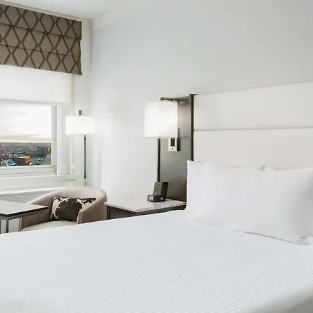 Hilton Park Plaza Hotel