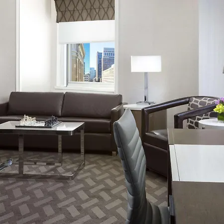 Hotel Hilton Park Plaza