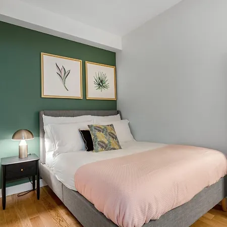 Back Bay 1br W Wd Gym Doorman Nr T Station Bos-86 *