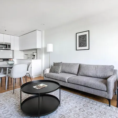 2br W Wd Steps From Carson M St Bos-400 Apartment *