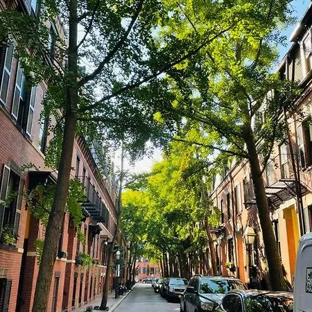 Apartment Luxury - Pet Friendly 3bd, 3ba South End