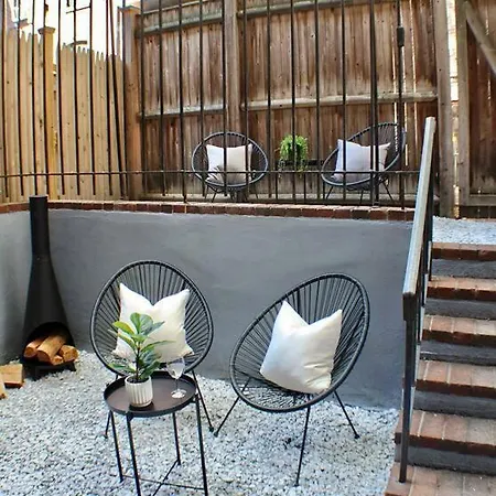 Luxury - Pet Friendly 3bd, 3ba South End Apartment *