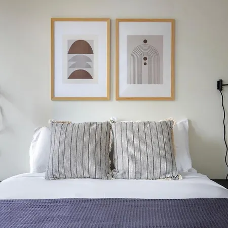 Back Bay 1br W Gym Wd Close To Garden Bos-942 Apartment