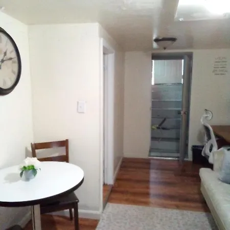 Homestay Two Bedroom Basement Unit In A Convenient Location