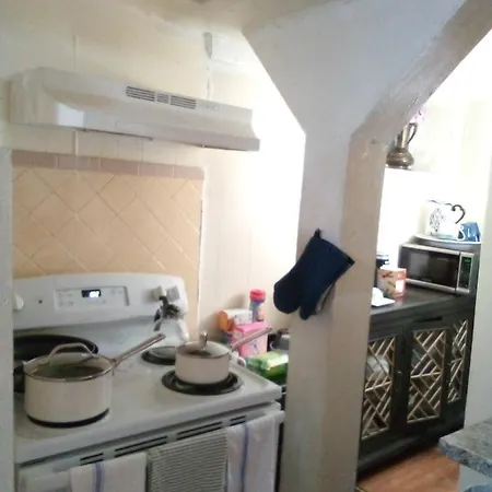 Two Bedroom Basement Unit In A Convenient Location * Boston