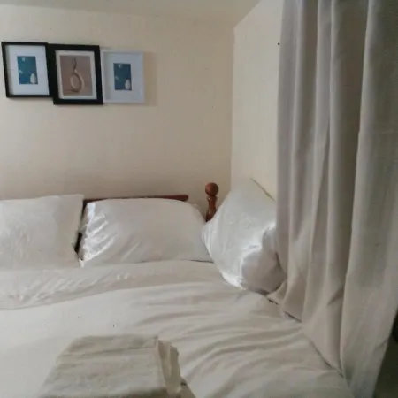 Homestay Two Bedroom Basement Unit In A Convenient Location Boston