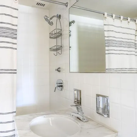 Apartment Back Bay W Wd Nr Newbury St Bos-726