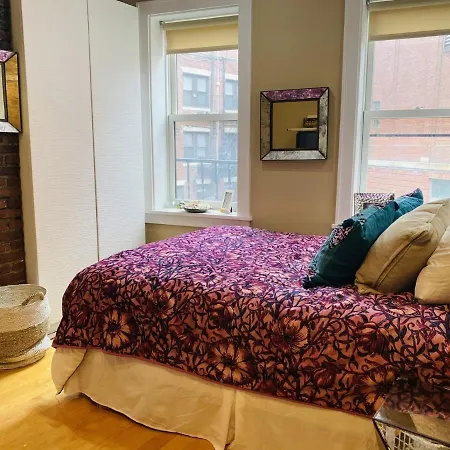 Apartment Harbor Views Modern North End Free Parking!