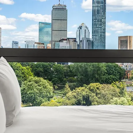 Bonbon Fenway Luxury Experience 2 Bedroom Apartment