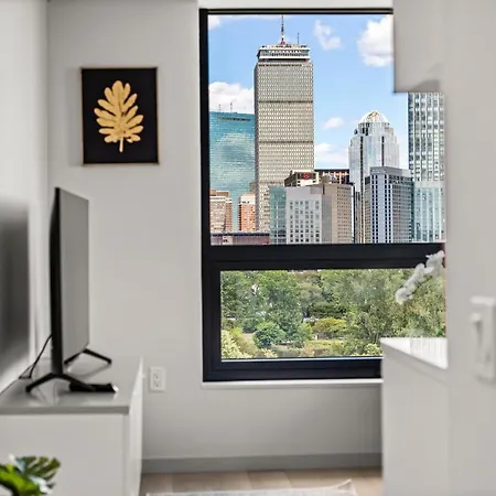 Bonbon Fenway Luxury Experience 2 Bedroom