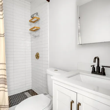 Apartment N End 2br W Wd On Salem St Nr Dining Bos-624 *