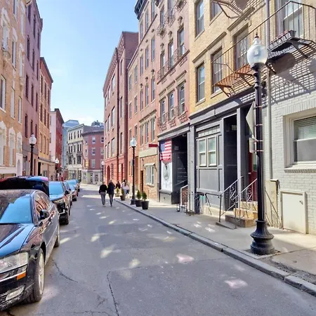 N End 2br W Wd On Salem St Nr Dining Bos-624 Boston