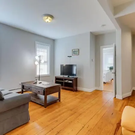 New! Entire House Near Mbta, 3 Mi To Fenway! Boston