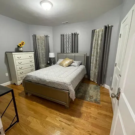 Luxury 3 Bedroom Private Boston