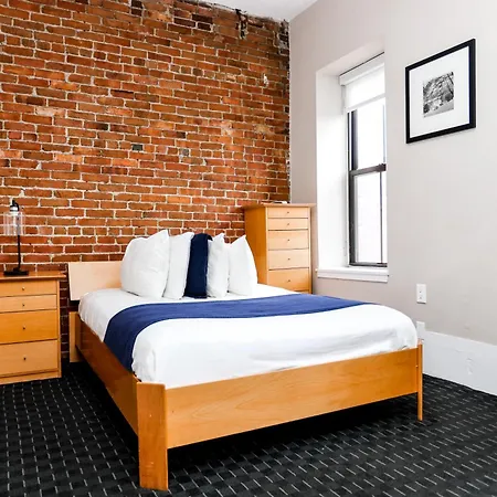 Stylish Downtown In The Southend, C.ave #24