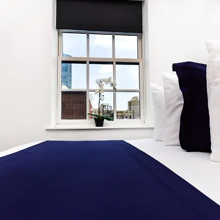 Modern In Historic - Unit #403 Apartment