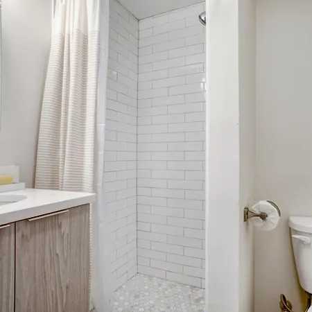 Charming N End 2br On Salem St Bos-451 *