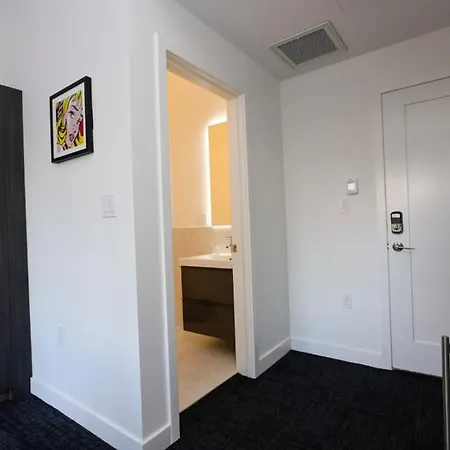 Apartment Stylish In Historic - Unit #406 *